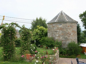 Renovated farmhouse quiet location with garden terrace ideal for walks cycling Waimes